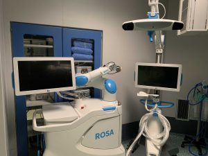 Ρομποτική αρθροπλαστική γόνατος ταχείας κινητοποίησης (fast track) μονοήμερης νοσηλείας με το ρομποτικό σύστημα ROSA